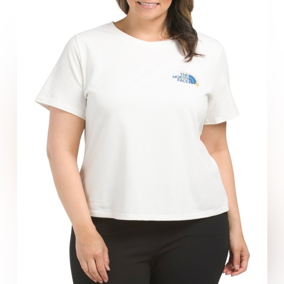 The North Face Women's White Tee Plus Size 2X Short Sleeves Crew Neck NWT $35 - Picture 2 of 16